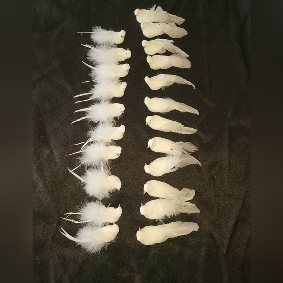 Unbranded Other - 22 White Real Feather Birds Bird Doves with clip